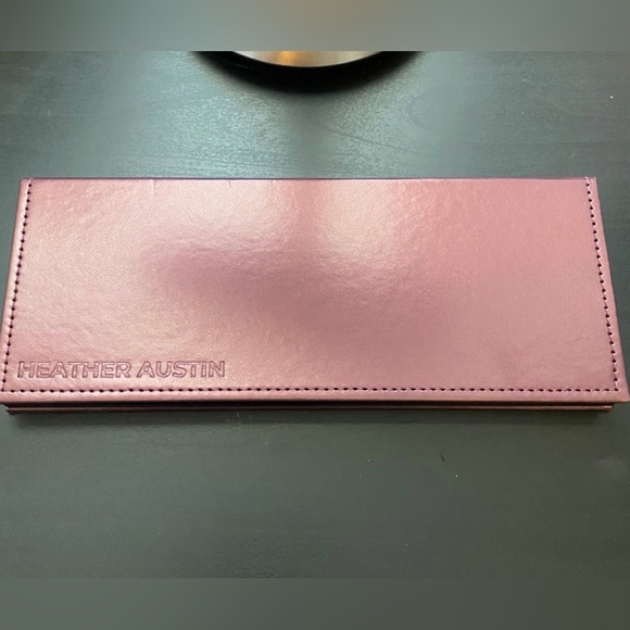 Adept Heather Austin Palette BNIB No longer made. - Picture 2 of 8